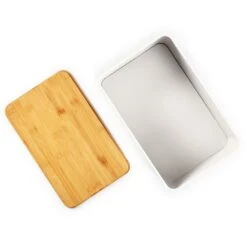 Stigby 2-in-1 Brotkasten Mit Schneidebrett Metallblech Bambus -Haushaltsgeräte Rabatte 10038121 yy 0003 logo
