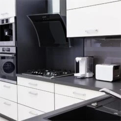 Sabia 60 Dunstabzugshaube 60cm | 600 M³/h | Energieeffizienzklasse A | Inklusive 2 X Aktivkohlefilter -Haushaltsgeräte Rabatte 60002216 yy 0003 ambient Klarstein Sabia Dunstabzugshaube schwarz